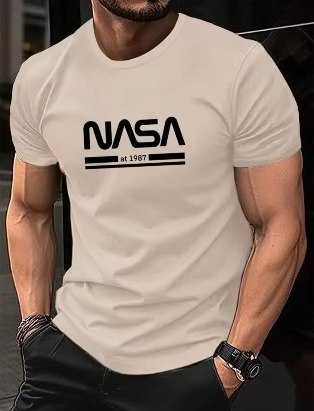 T-shirt da uomo in diversi colori ottimi per estate
