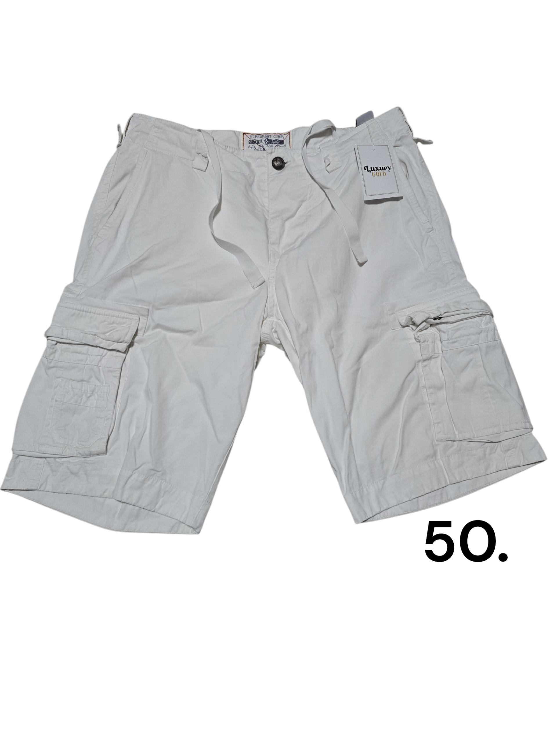 Pantaloncini bianchi, con tasche, Perfetti per l'estate