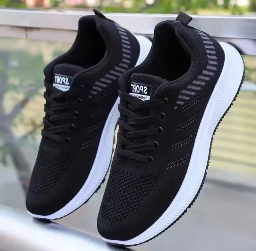 Scarpe estive da uomo, ottime anche per fare ginnastica leggerissime