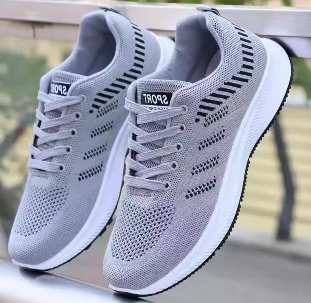 Scarpe estive da uomo, ottime anche per fare ginnastica leggerissime